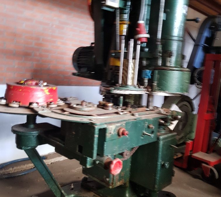 Automatic Karges Hammer PH5 seamer